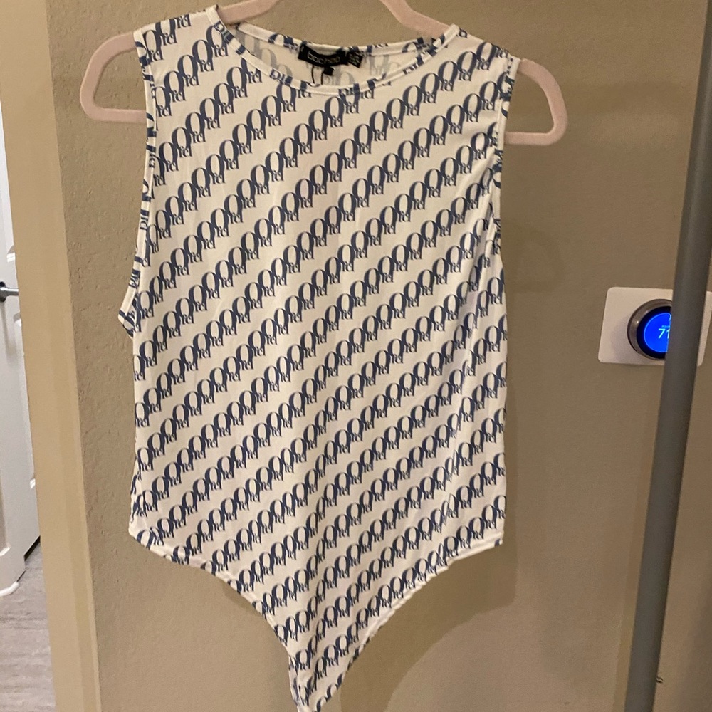 New never worn bodysuit